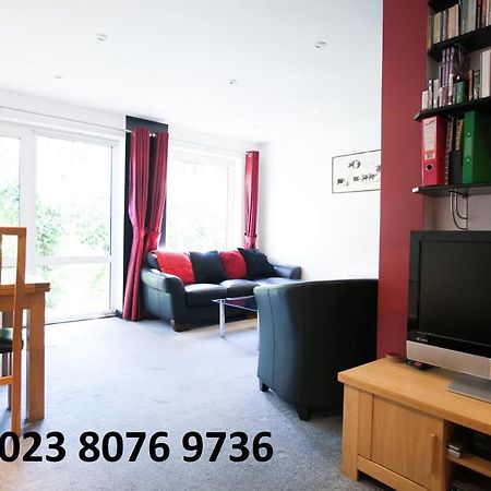 Honest University Apartment 2 Southampton Ngoại thất bức ảnh